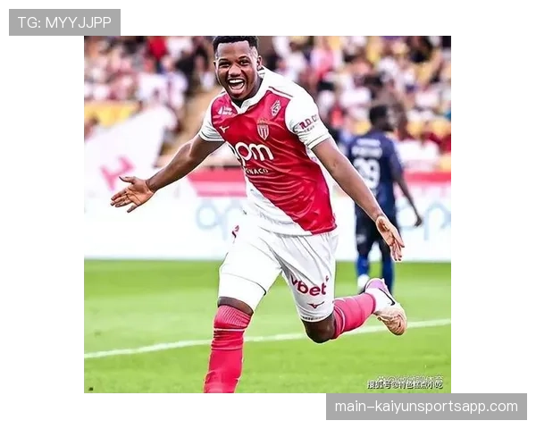 本轮法甲赛事多场平局出现积分榜中游竞争激烈